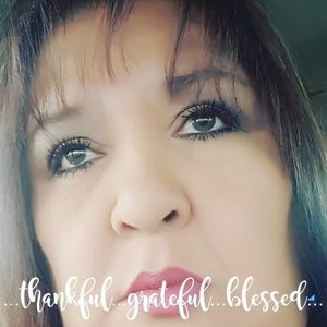 Meet your Posher, Denise